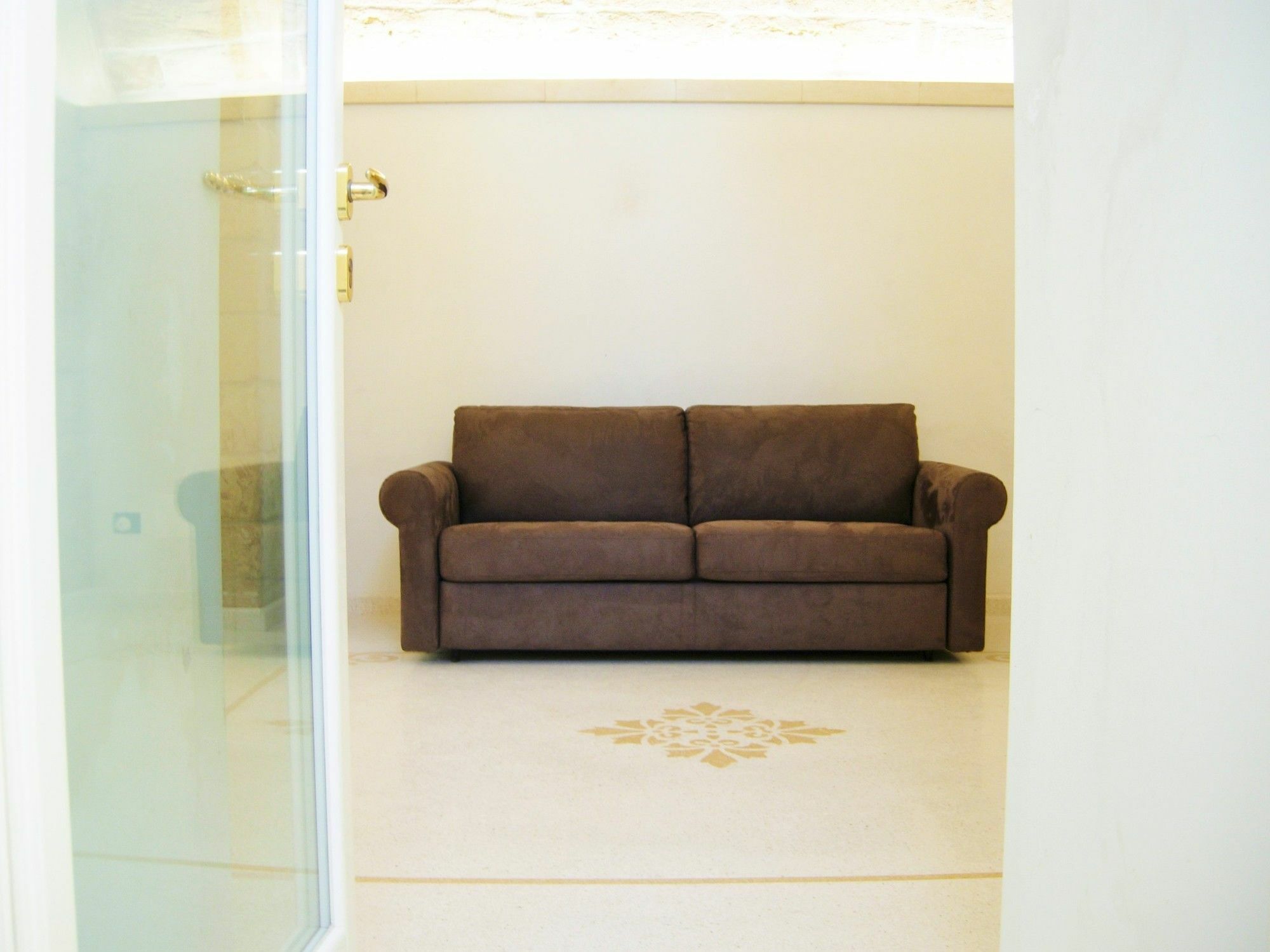 Lounge *